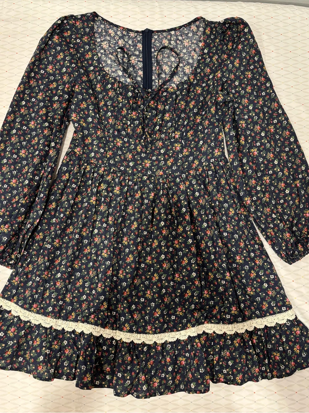 Cider Floral Long-Sleeve Dress with Lace Trim
